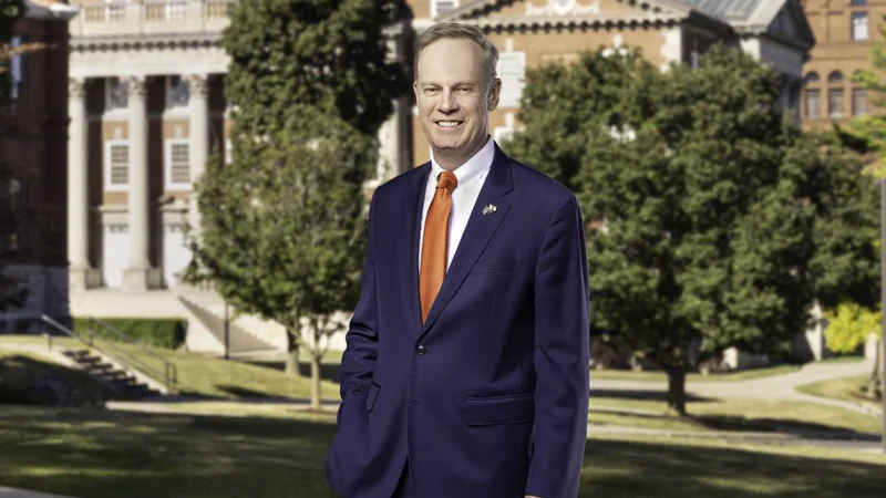 Syracuse University Chancellor Kent Syverud Has Been Diagnosed With Brain Cancer. He Is Stepping Down Immediately.