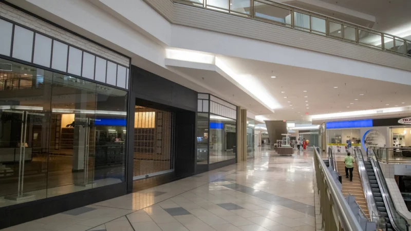 Destiny USA Lost Another Anchor. At What Point Does Syracuse Have a 2.4-Million-Square-Foot Problem?