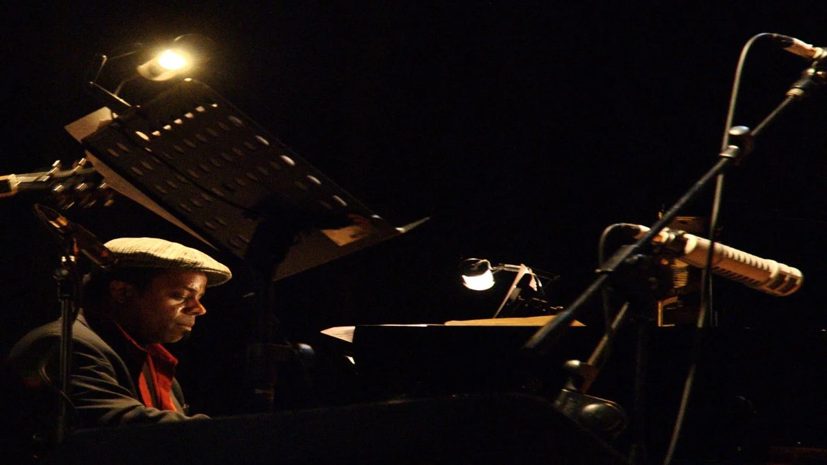 Two national jazz acts set for Syracuse this November at Jazz Central
