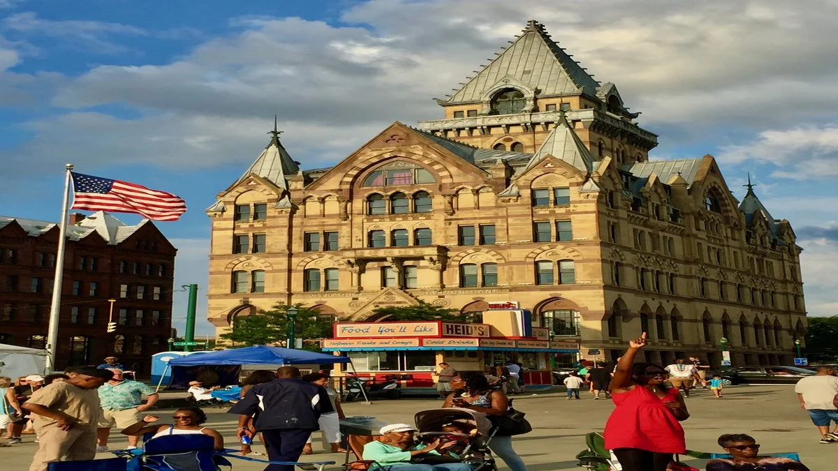 Syracuse Savings Bank building